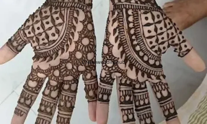 Kalaburagi Mehendi artist